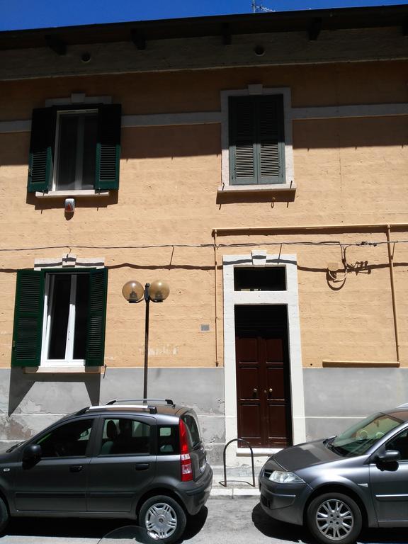 Casa Vacanze La Terra Dei Briganti Matera Exterior photo
