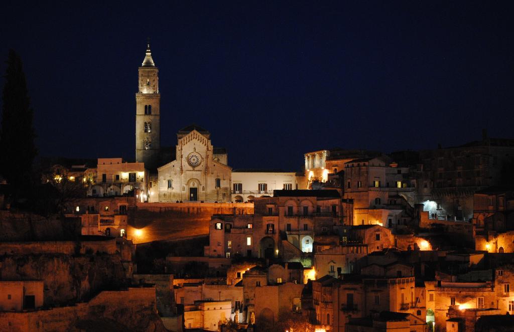 Casa Vacanze La Terra Dei Briganti Matera Exterior photo